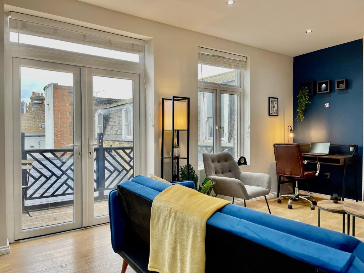 Apartament City Centre Gem In Southend Near The Beach, Station And Parking Zewnętrze zdjęcie