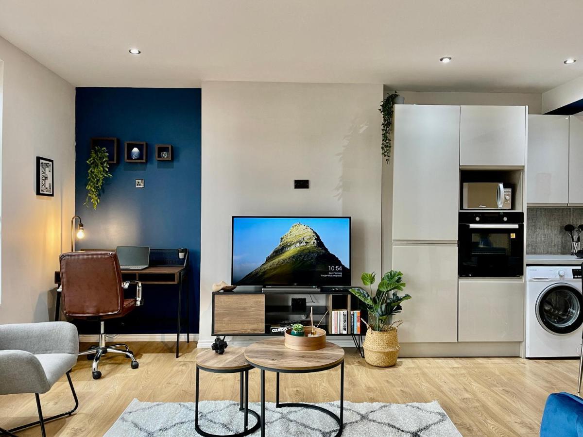 Apartament City Centre Gem In Southend Near The Beach, Station And Parking Zewnętrze zdjęcie