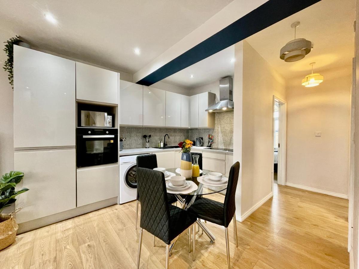 Apartament City Centre Gem In Southend Near The Beach, Station And Parking Zewnętrze zdjęcie