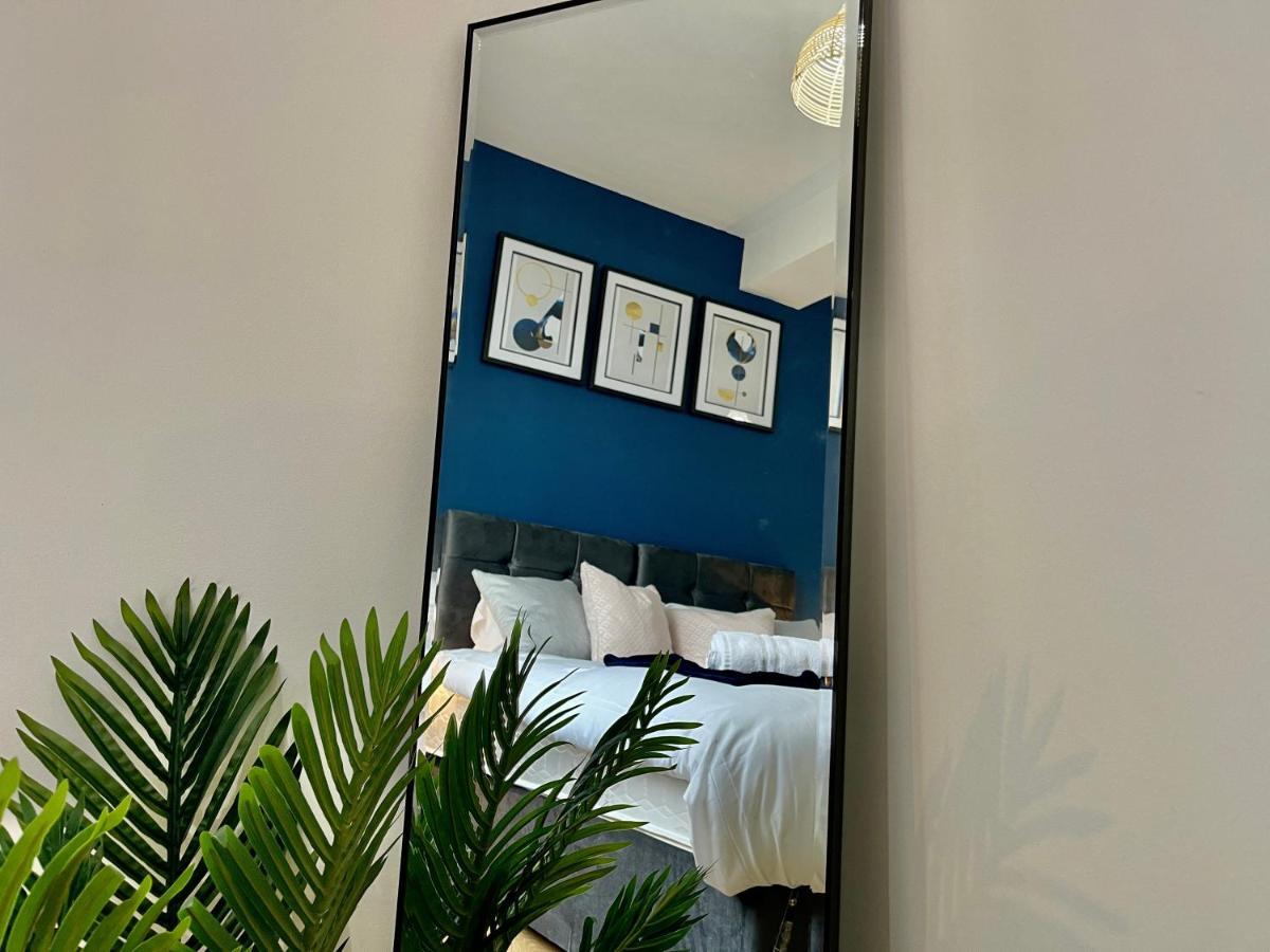 Apartament City Centre Gem In Southend Near The Beach, Station And Parking Zewnętrze zdjęcie