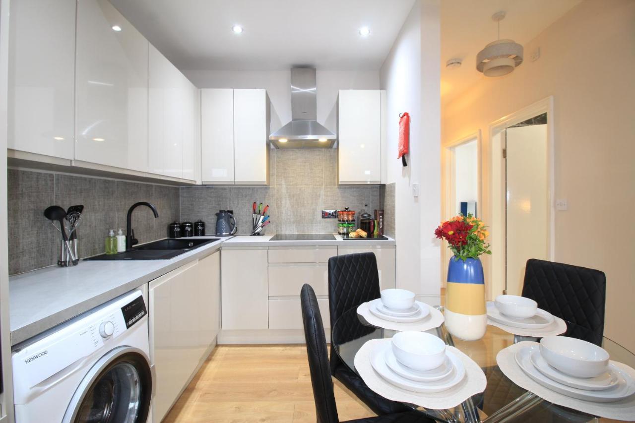 Apartament City Centre Gem In Southend Near The Beach, Station And Parking Zewnętrze zdjęcie