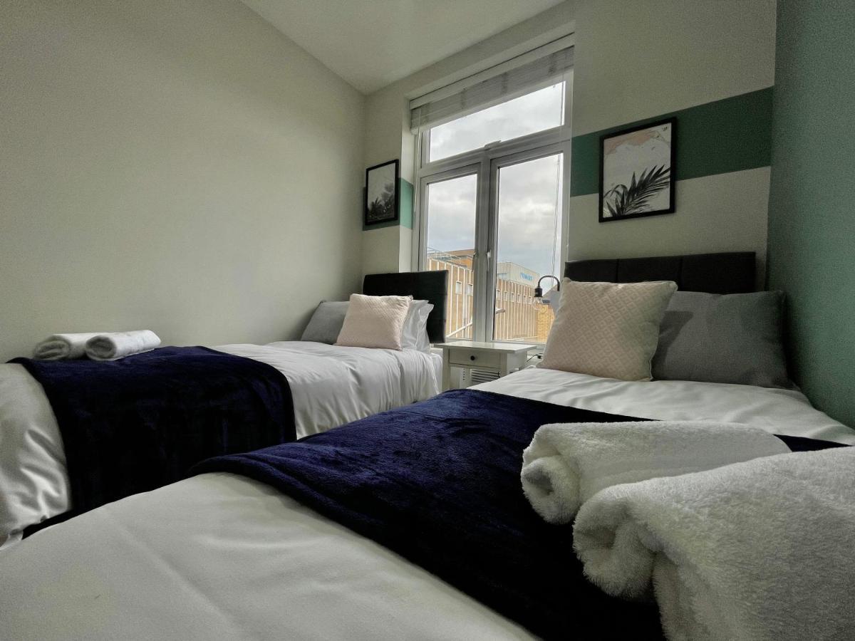 Apartament City Centre Gem In Southend Near The Beach, Station And Parking Zewnętrze zdjęcie