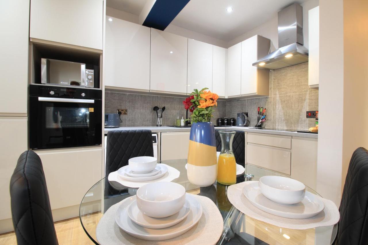 Apartament City Centre Gem In Southend Near The Beach, Station And Parking Zewnętrze zdjęcie