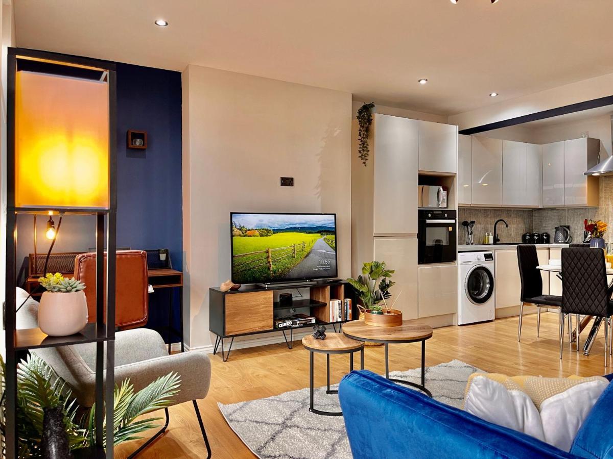 Apartament City Centre Gem In Southend Near The Beach, Station And Parking Zewnętrze zdjęcie